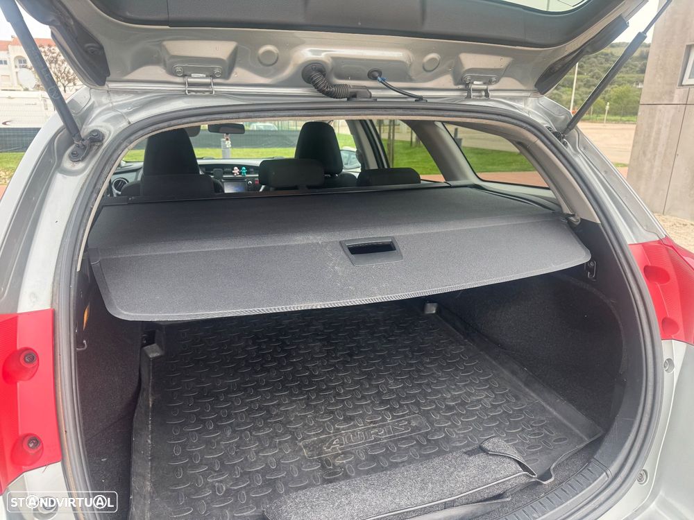 Toyota Auris Touring Sports 1.4 D-4D Comfort+Pack Sport - 8