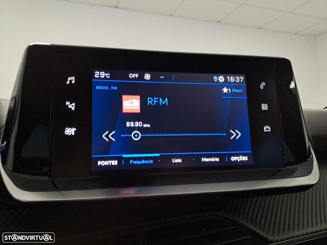 Peugeot 2008 1.2 PureTech Allure EAT8 - 20