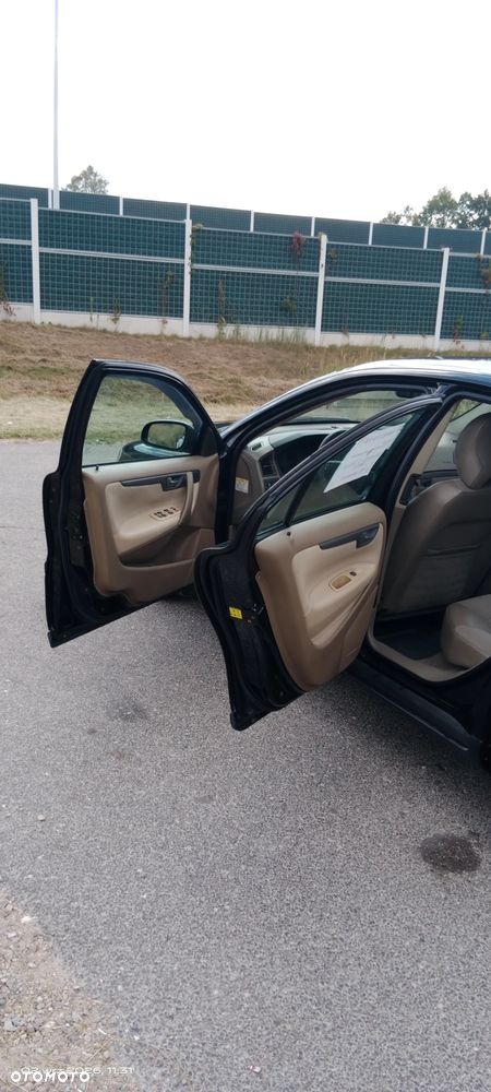 Volvo S60 2.4 D5 - 13