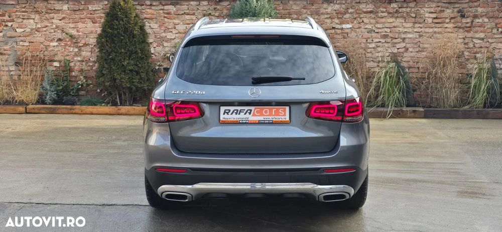 Mercedes-Benz GLC 220 d 4MATIC - 23