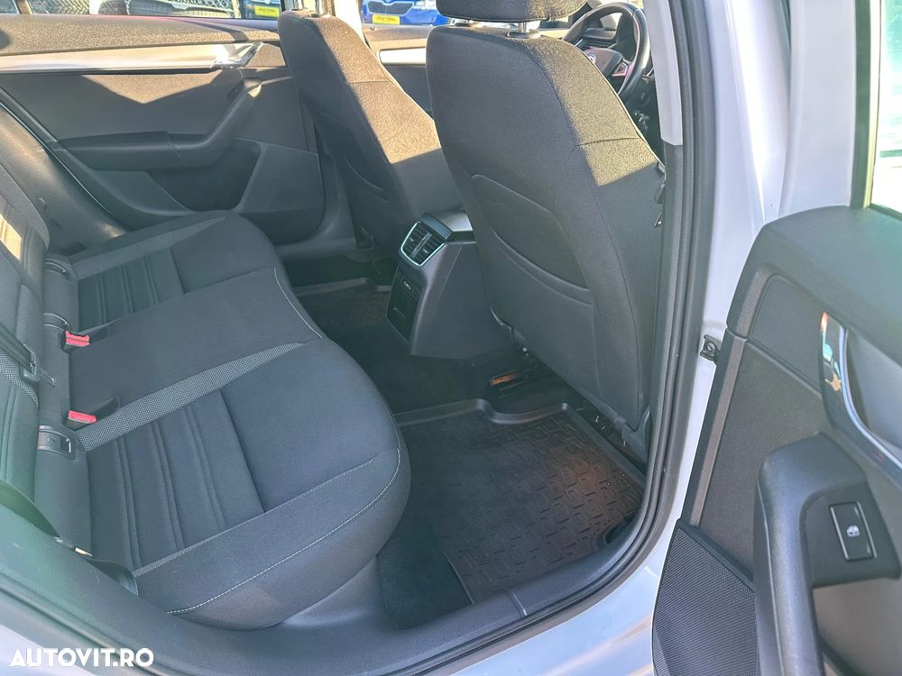 Skoda Octavia Combi 1.6 TDI Ambition - 8