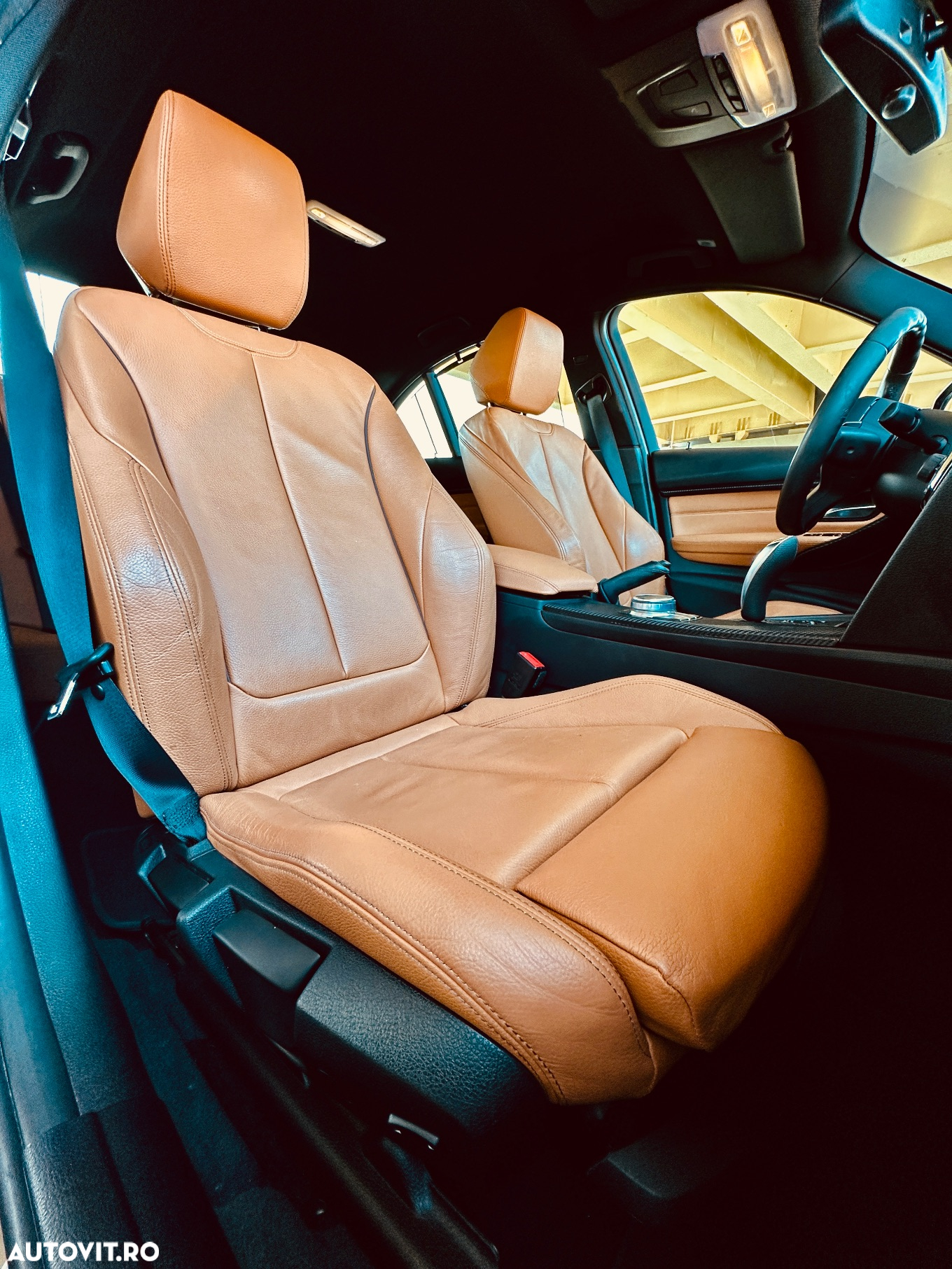BMW Seria 3 318i Aut. M Sport - 27