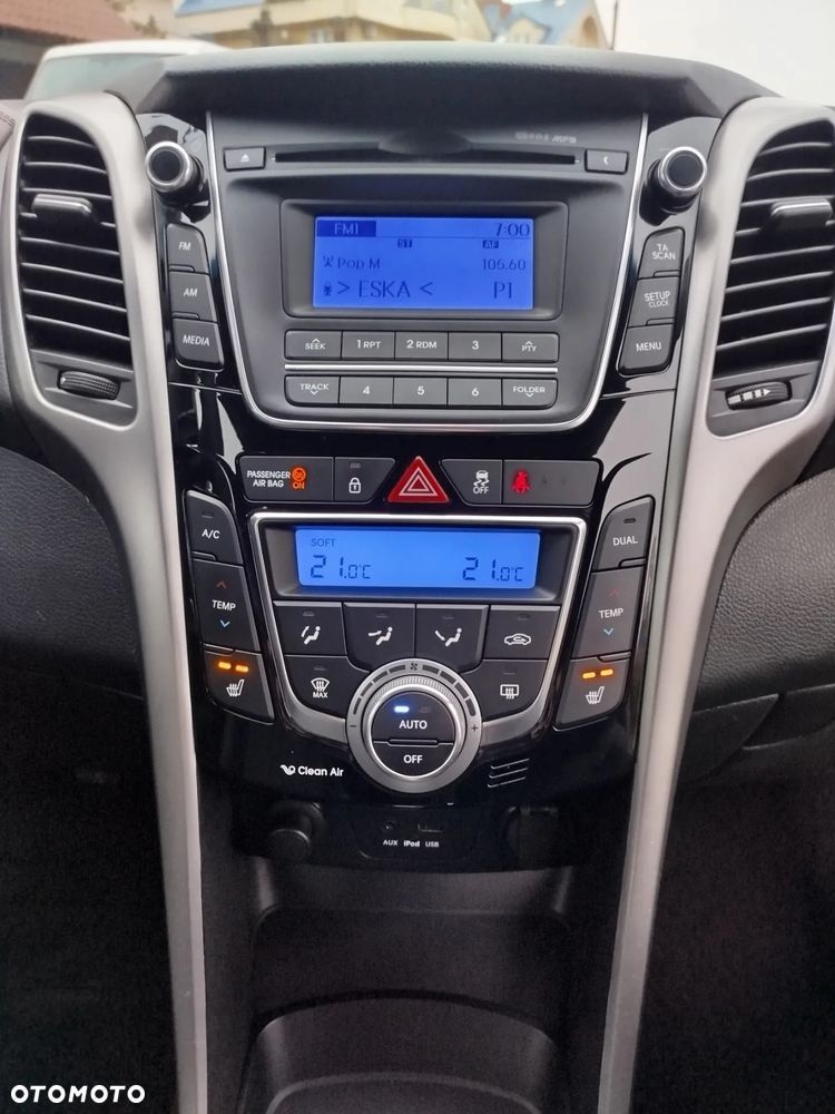 Hyundai i30 1.4 Premium - 14