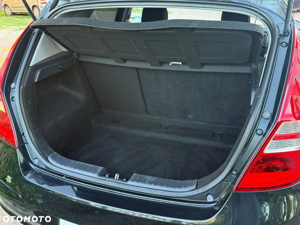 Hyundai i30 1.4 Edition 20 - 27