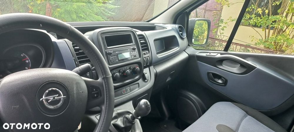 Opel Vivaro - 18