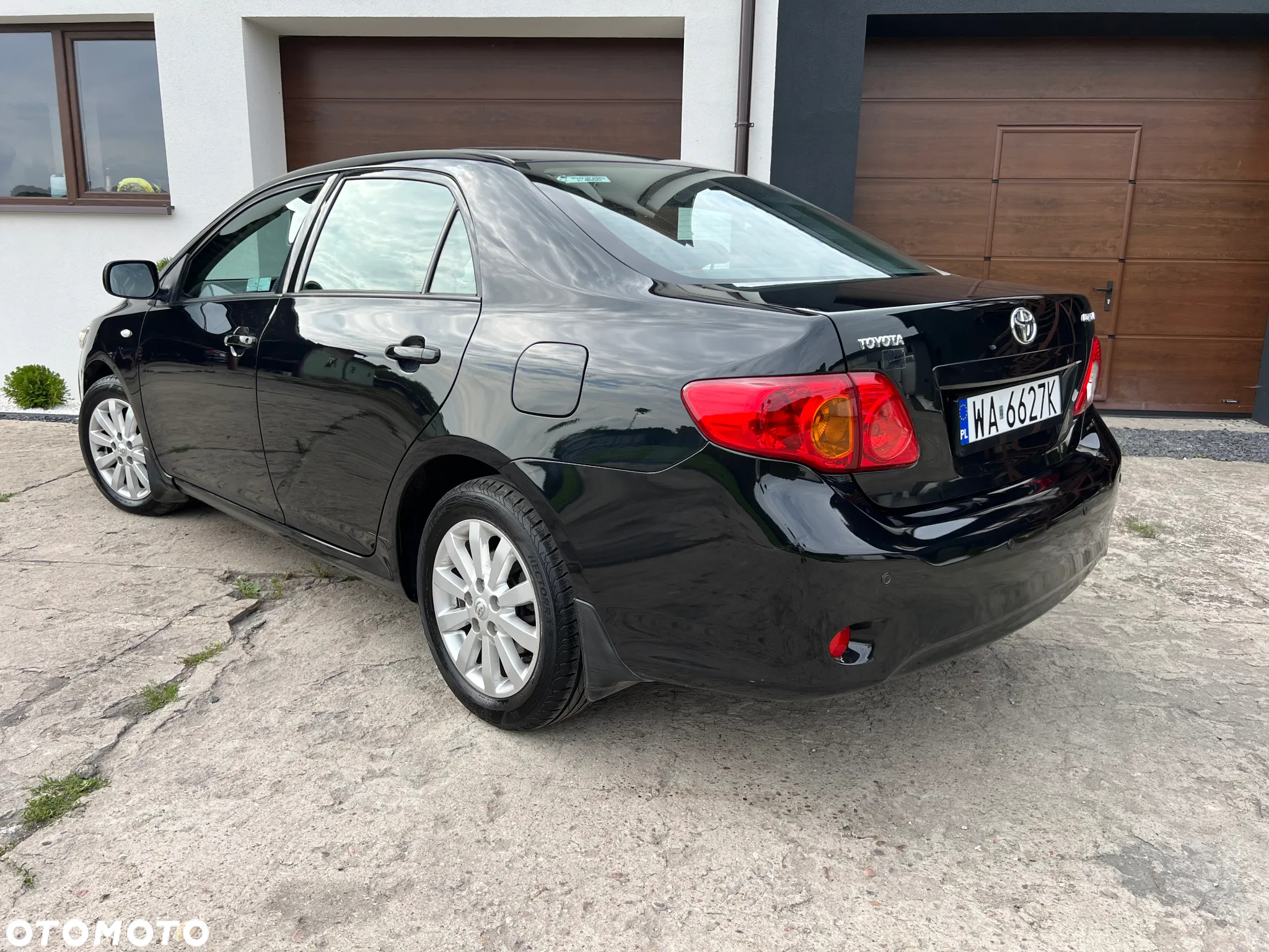 Toyota Corolla - 5