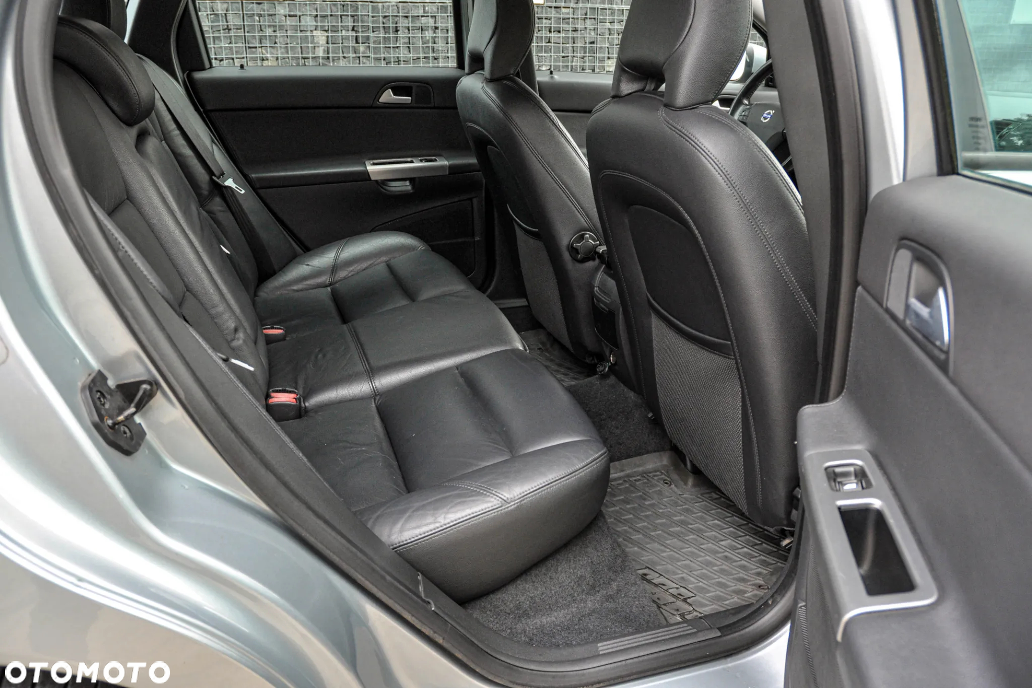 Volvo V50 - 11