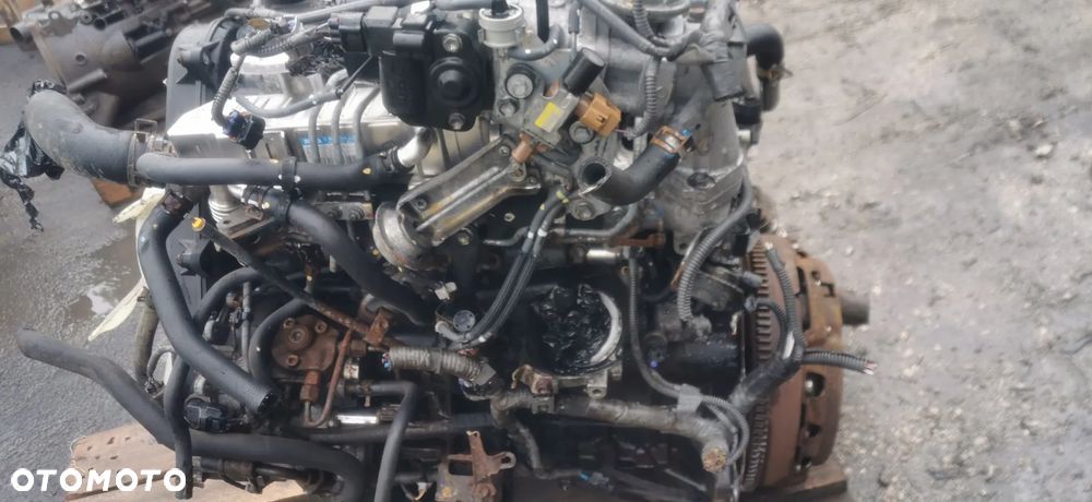 Silnik  TOYOTA HILUX 2.5 2KD 11R SŁUPEK - 2