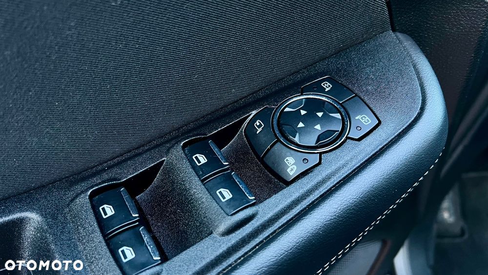 Ford S-Max 2.0 EcoBlue Titanium - 30