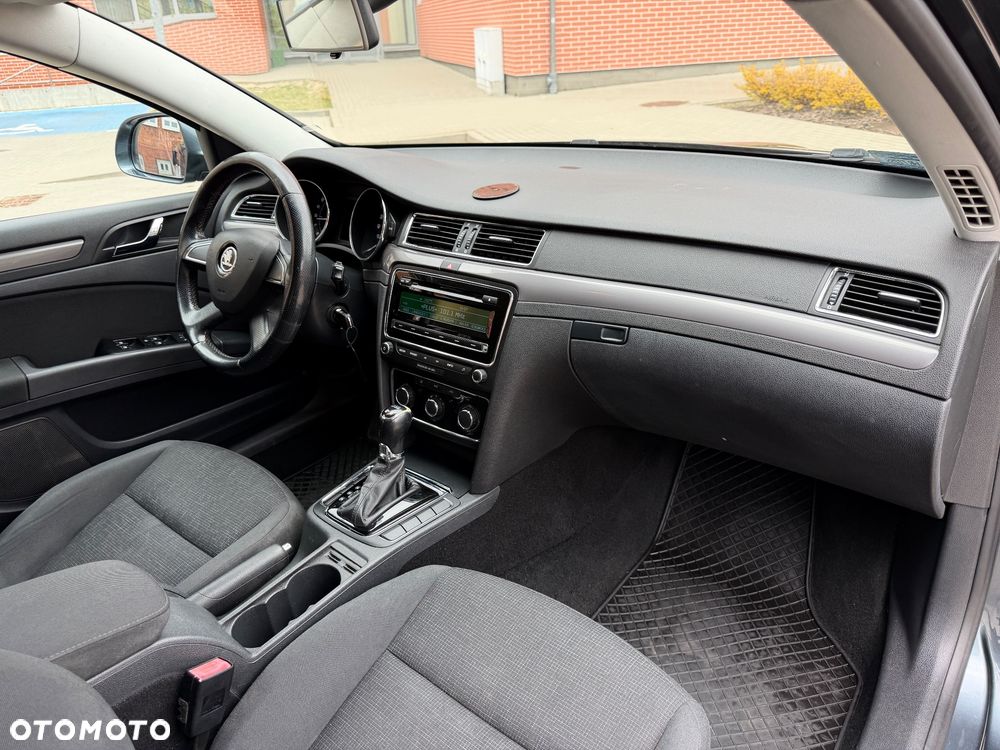 Skoda Superb 2.0 TDI 4x4 Ambition DSG - 26
