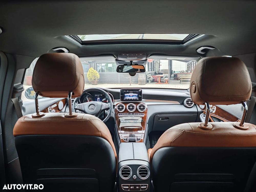 Mercedes-Benz GLC Coupe 250 4MATIC - 32