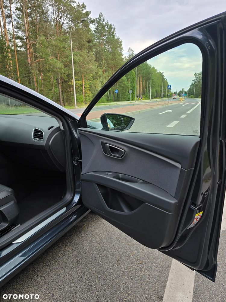 Seat Leon 1.5 eTSI Xcellence DSG - 28