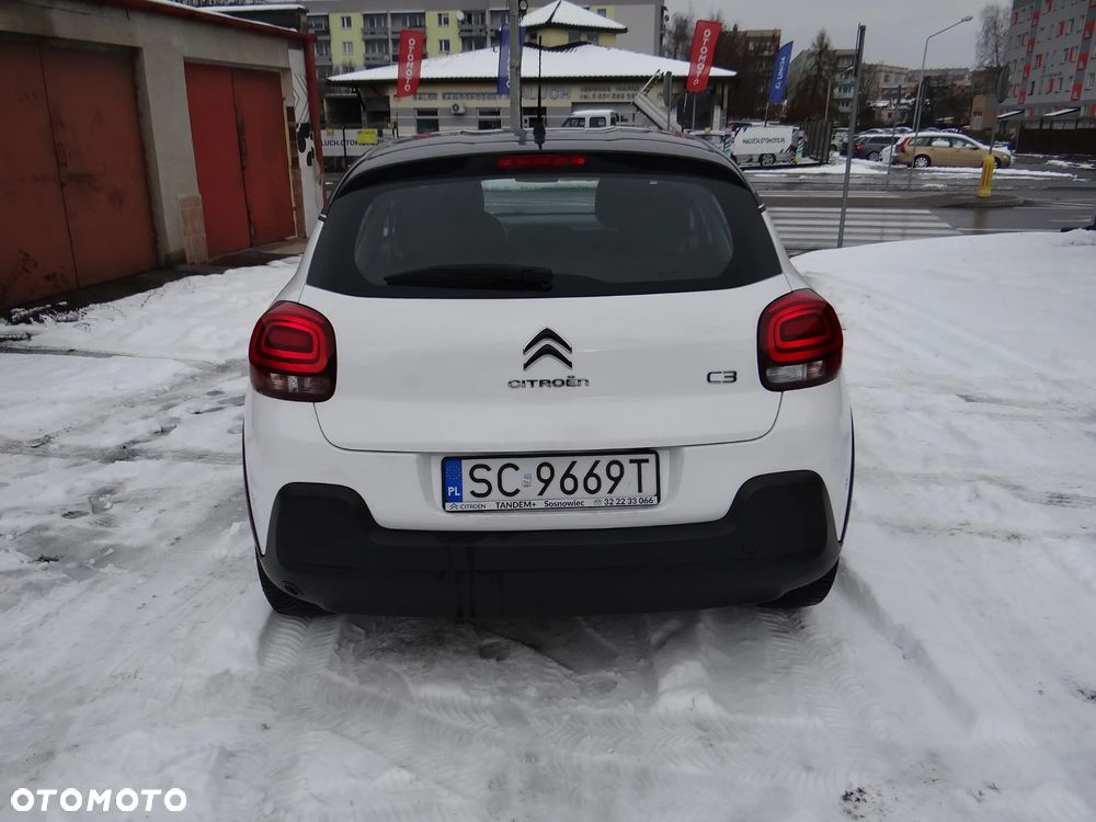 Citroën C3 Pure Tech 82 SHINE - 8