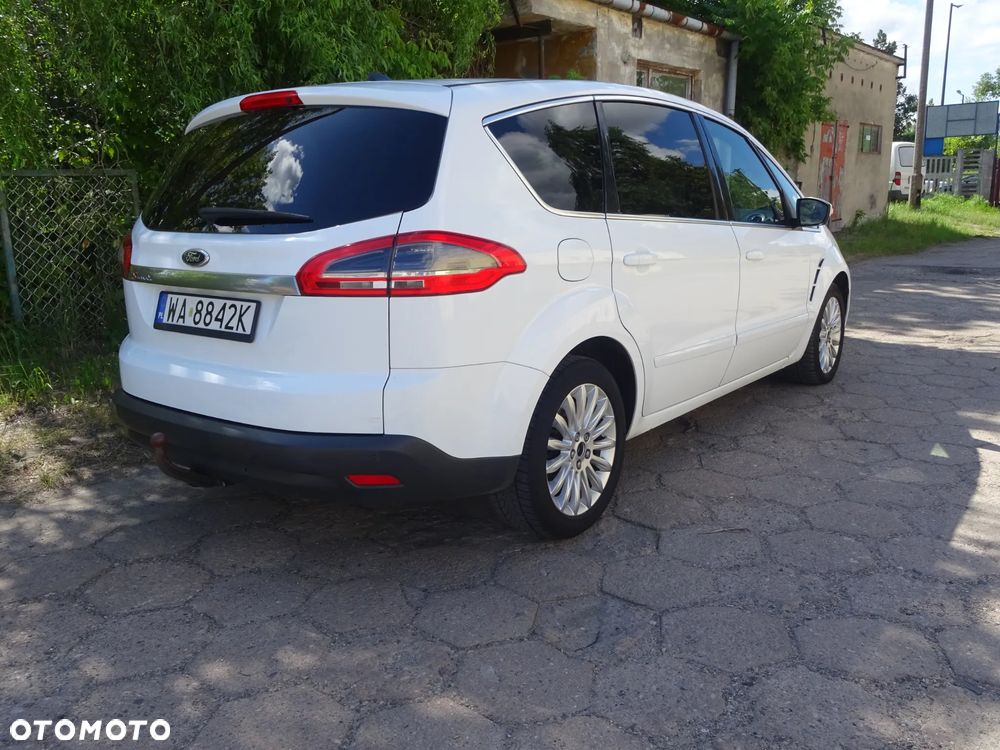 Ford S-Max - 10