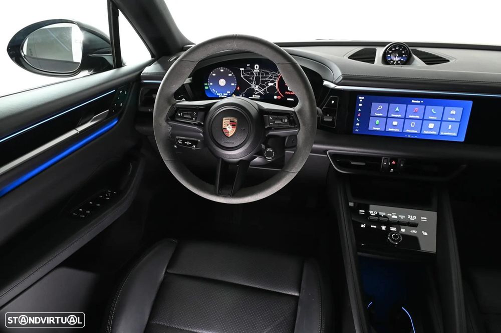 Porsche Macan Electric 4 - 14