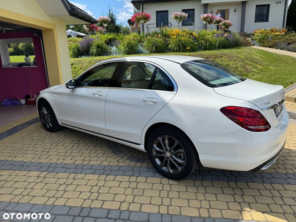 Mercedes-Benz Klasa C 200 4-Matic 7G-TRONIC - 2