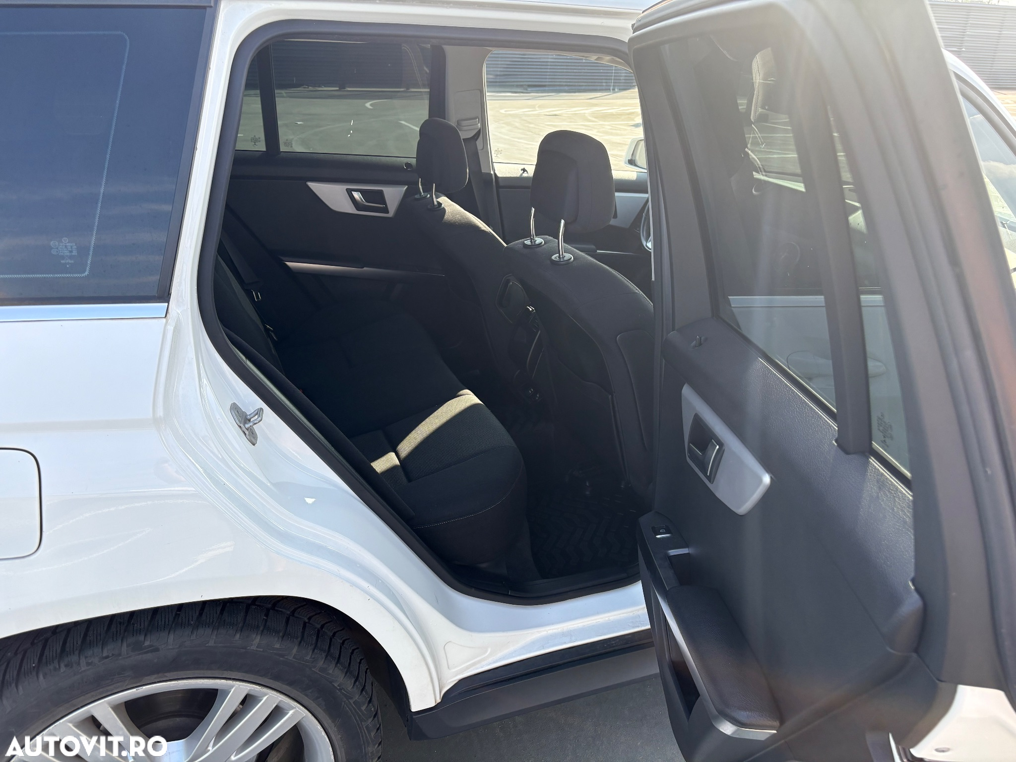 Mercedes-Benz GLK 220 CDI (BlueEFFICIENCY) 7G-TRONIC - 19