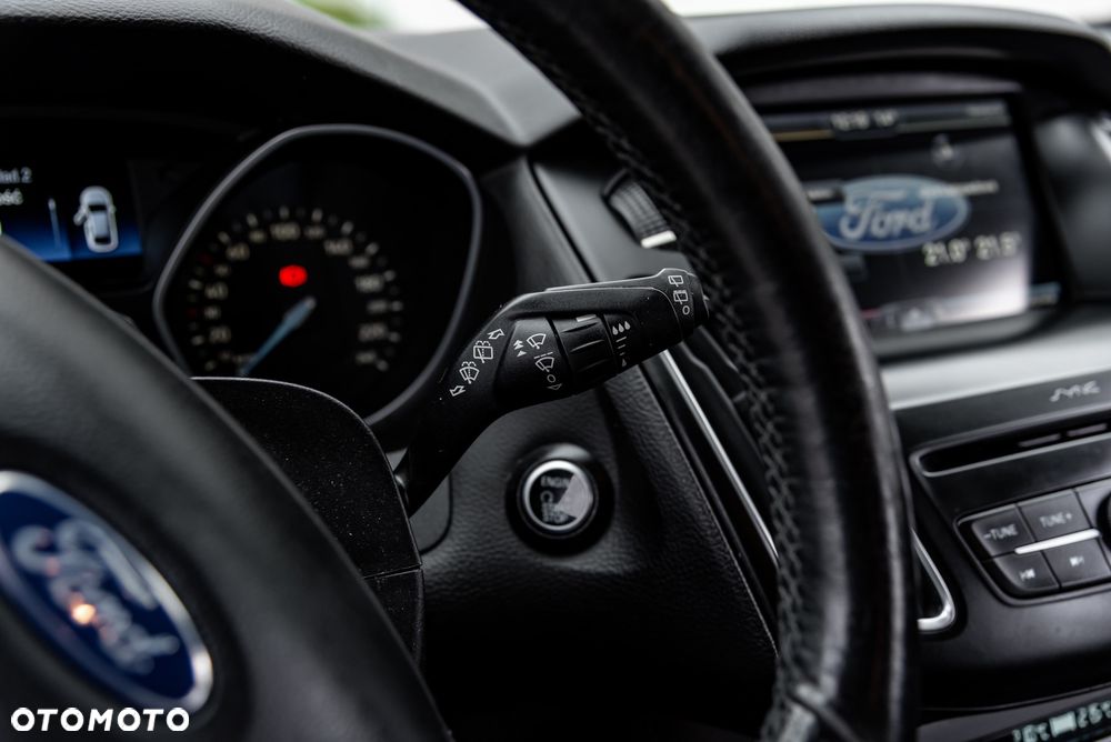 Ford Focus 1.5 EcoBoost ST-Line - 30