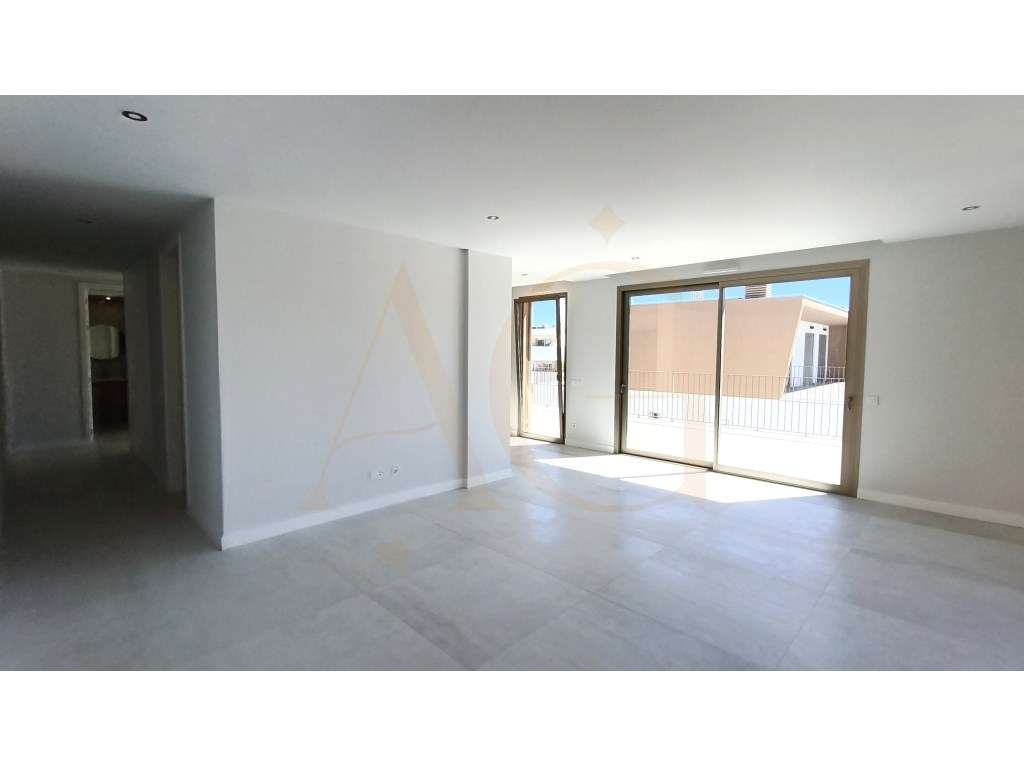 Apartamento T2 em ultimo andar com piscina e garagem em Cabanas de ... - Grande imagem: 4/32