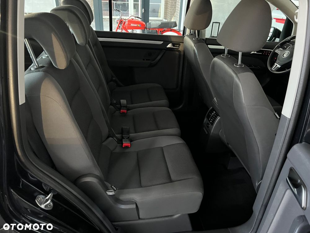 Volkswagen Touran 1.6 TDI DPF BlueMotion Technology Comfortline - 25