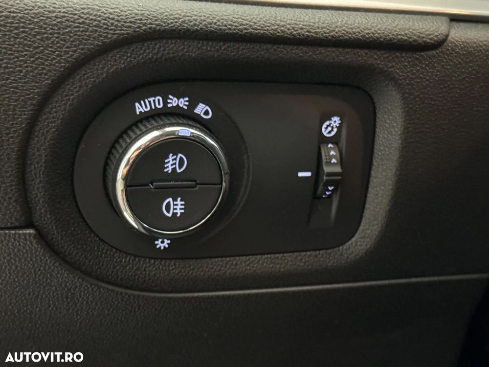 Opel Grandland X - 16