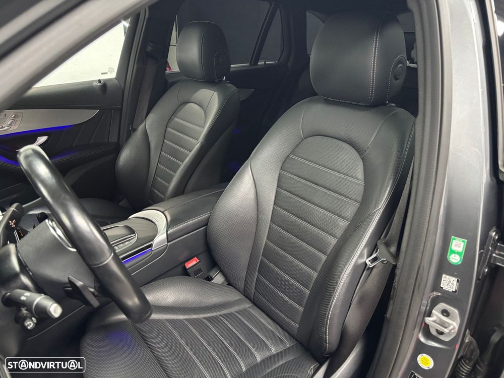 Mercedes-Benz GLC 300 e 4Matic 9G-TRONIC AMG Line - 8