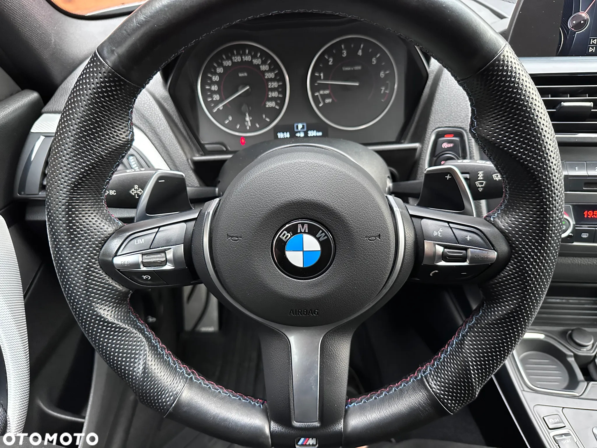 BMW Seria 1 M135i xDrive Sport-Aut - 24