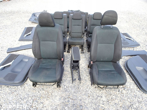 Fotele kanapy przekładka z VAN Toyota Verso 09-13r. 7 osób
