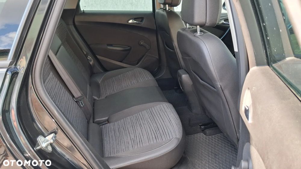Opel Astra - 9
