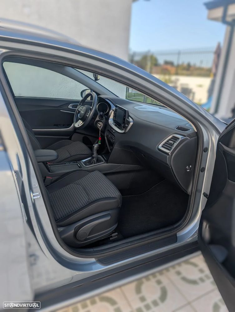 Kia XCeed 1.0 T-GDI GT-Line - 14