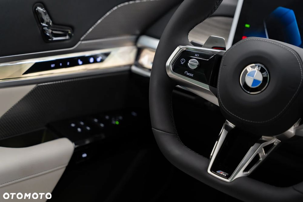 BMW Seria 7 740d xDrive mHEV M Sport sport - 29