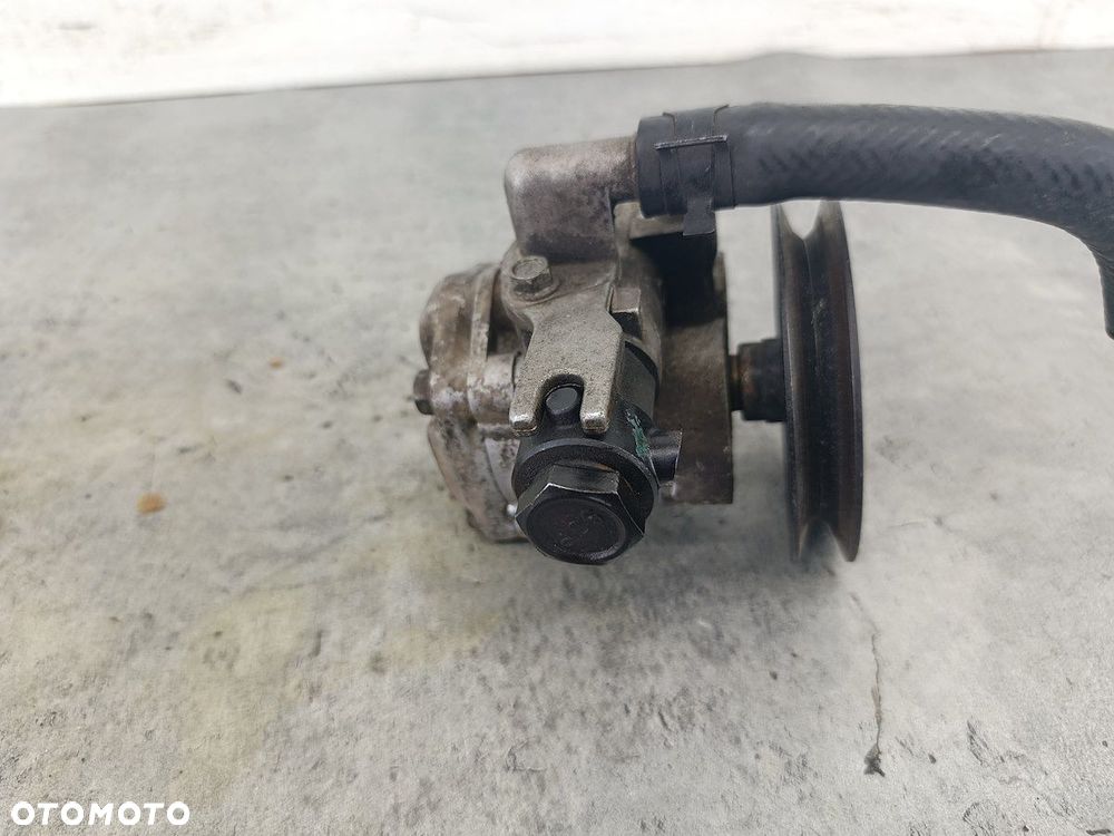 POMPA WSPOMAGANIA KIA CERATO 1.6 16V - 3