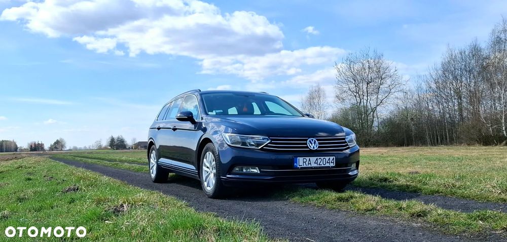 Volkswagen Passat 2.0 TDI (BlueMotion Technology) Comfortline - 1