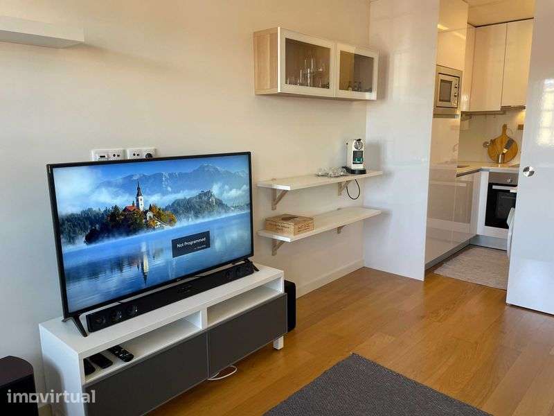 Apartamento T1 centro do Porto - Grande imagem: 4/12