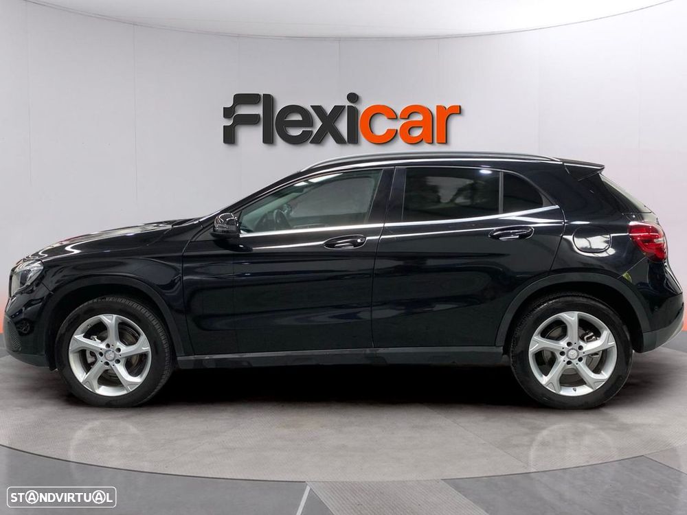 Mercedes-Benz GLA 180 d Urban - 5