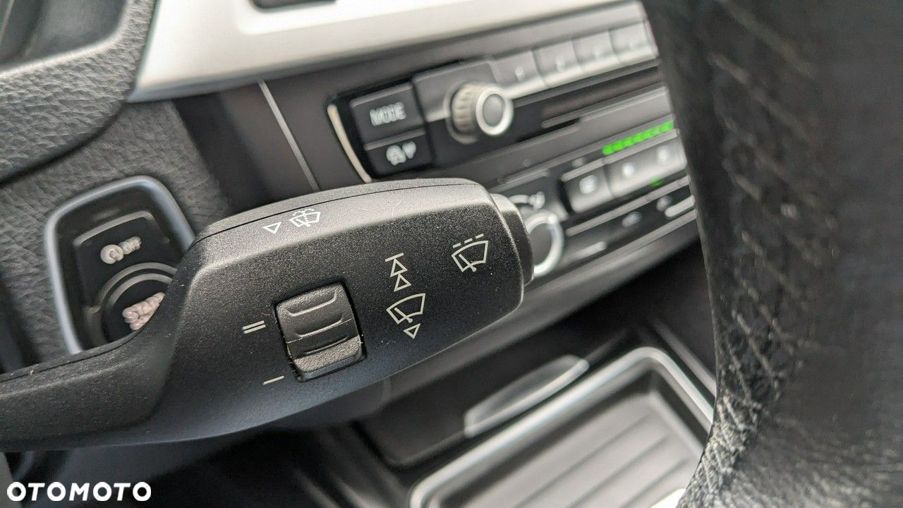 BMW Seria 3 - 24