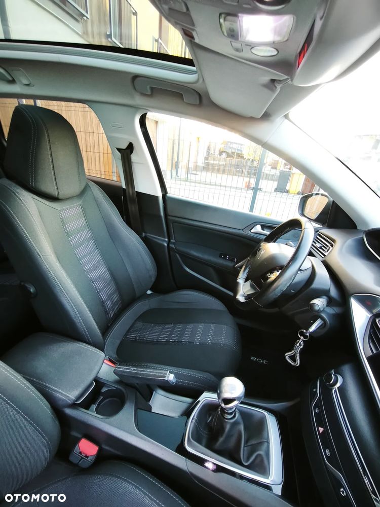 Peugeot 308 BlueHDi 120 Stop & Start Allure - 25