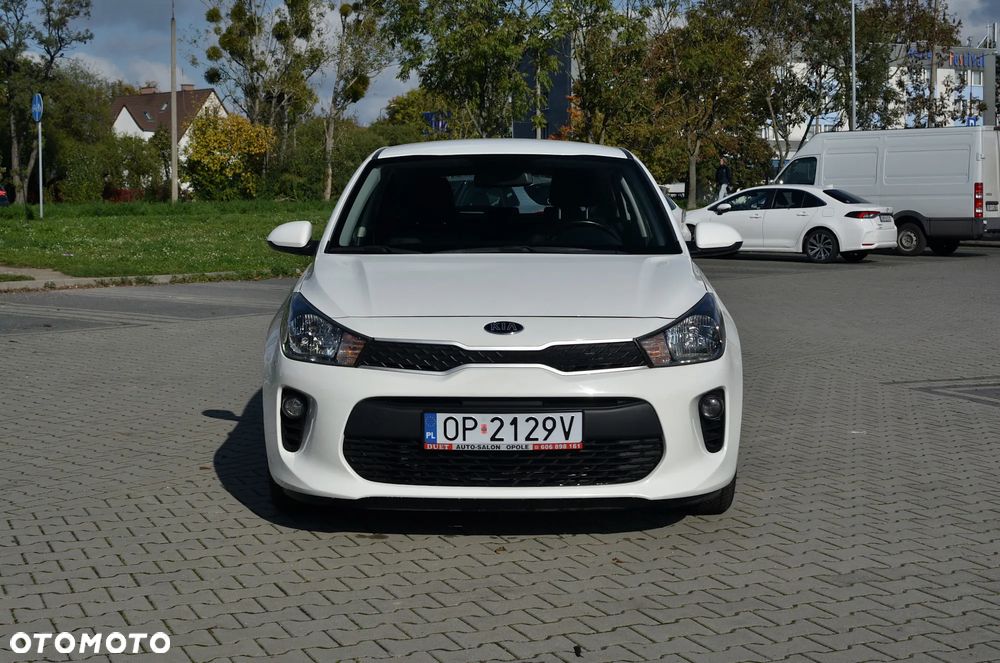 Kia Rio - 10
