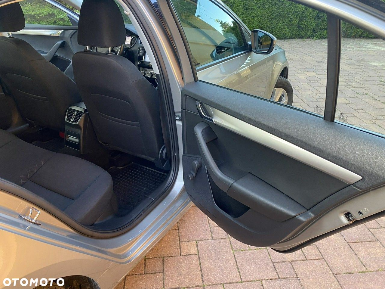 Skoda Octavia 1.5 TSI ACT Active - 26