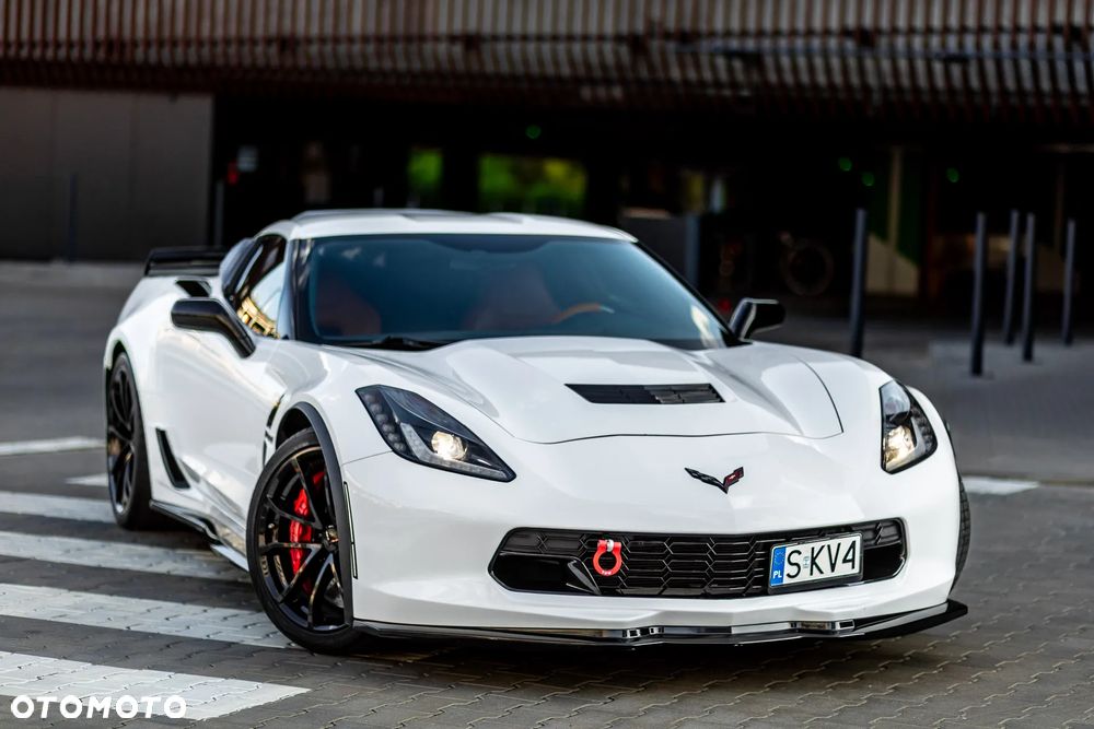 Chevrolet Corvette - 3