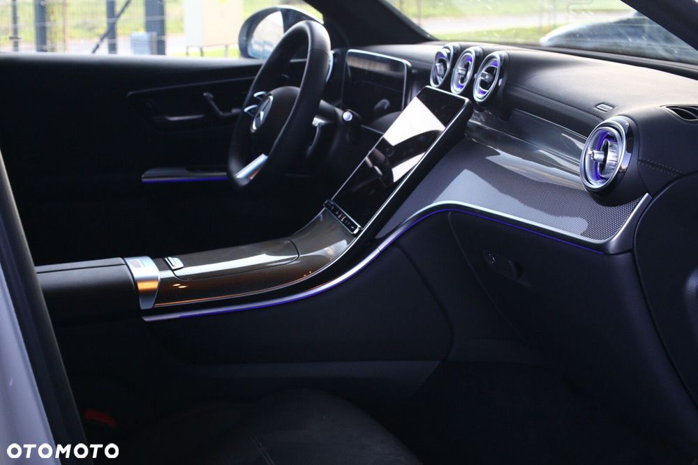 Mercedes-Benz GLC - 13