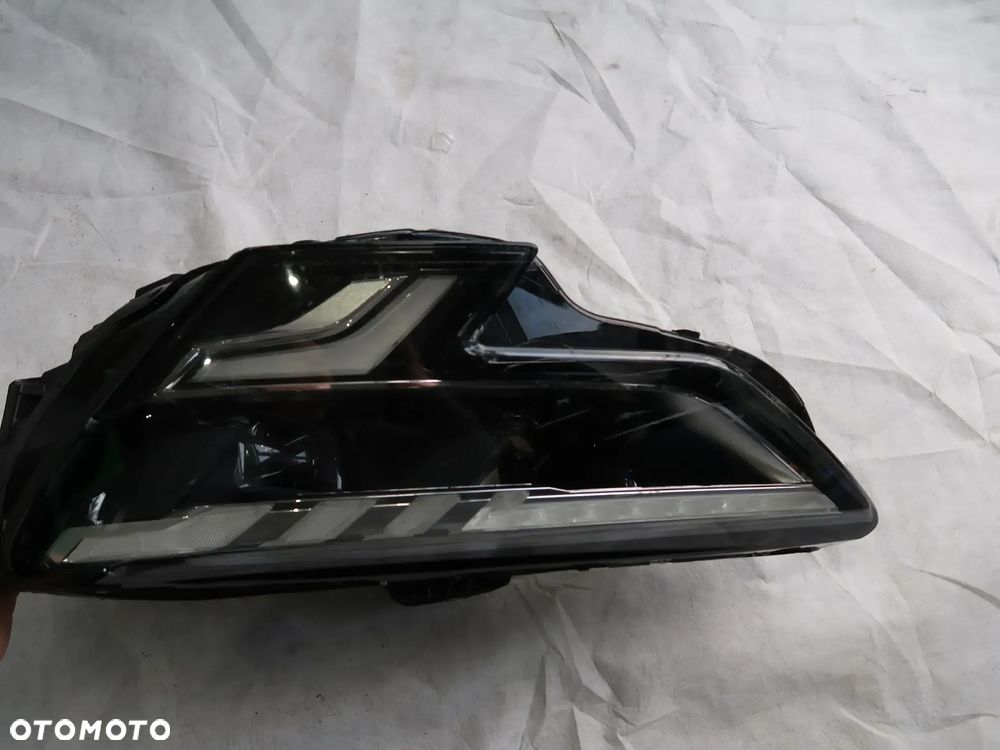 Lampa przednia Audi 8Y0041033 - 1