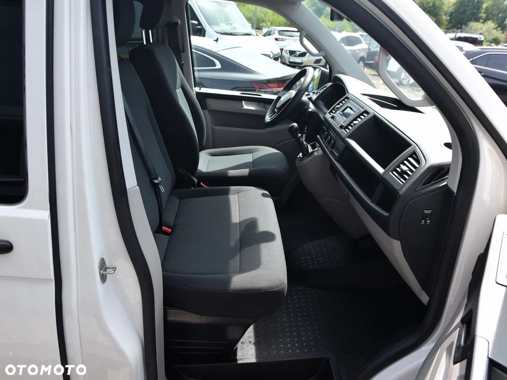 Volkswagen Transporter - 5
