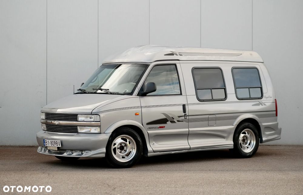 Chevrolet Astro 4.3i V6 - 3
