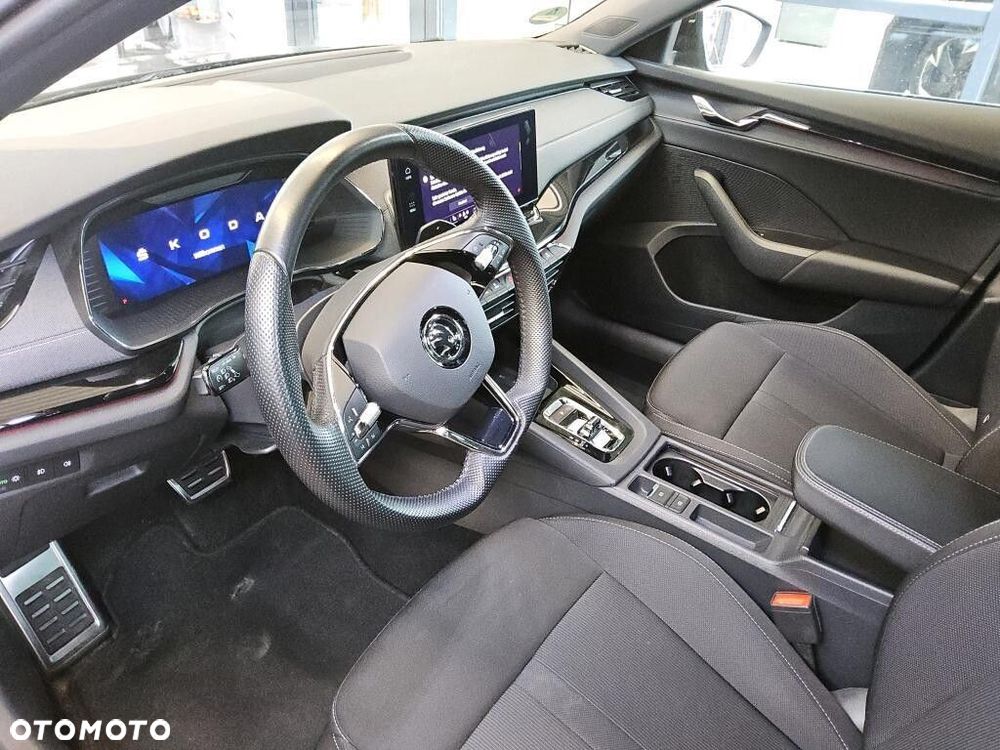 Skoda Octavia 2.0 TDI Sportline DSG - 3