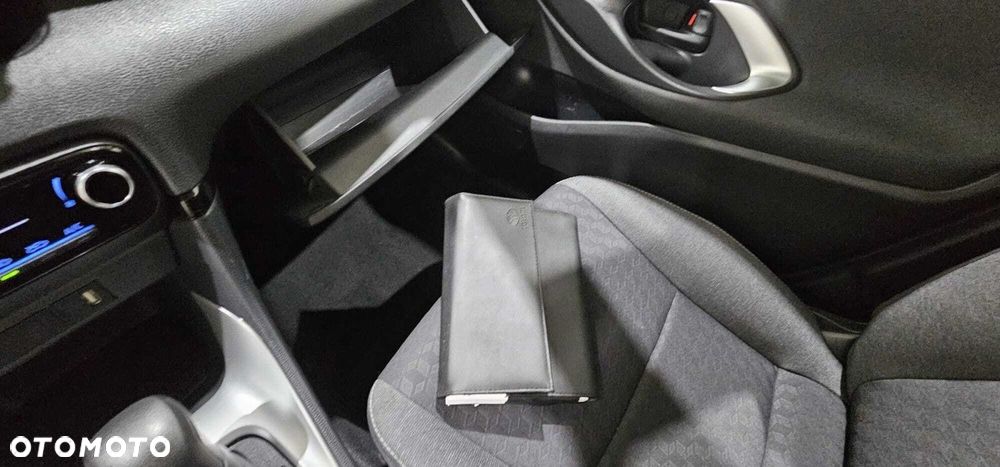 Toyota Yaris - 19