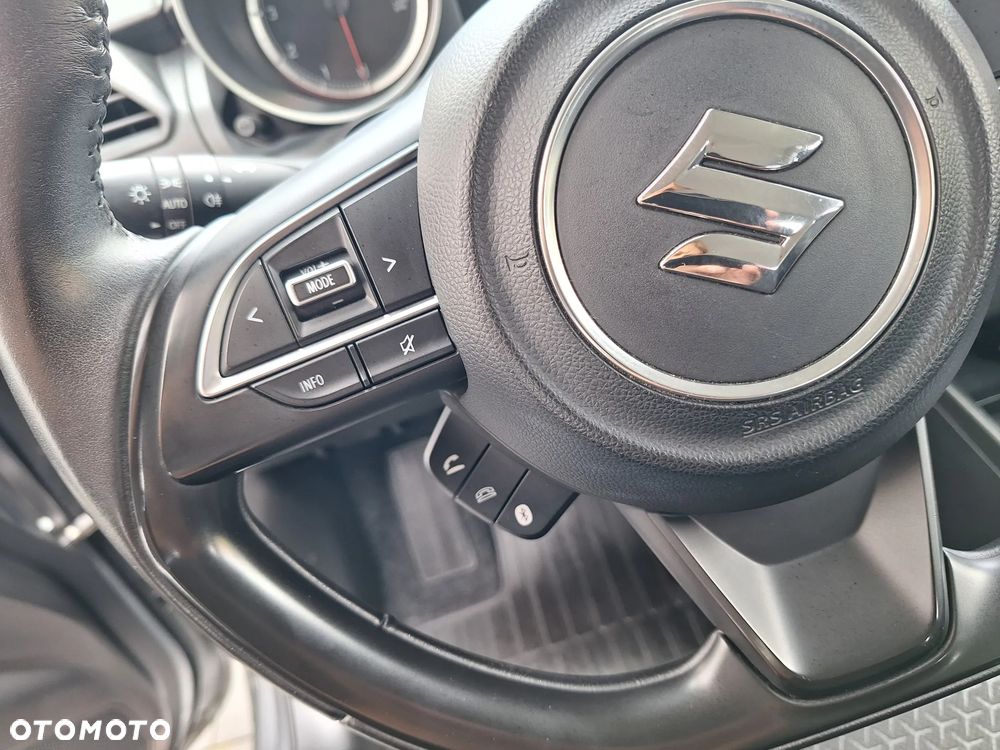 Suzuki Swift 1.2 Premium Plus - 31