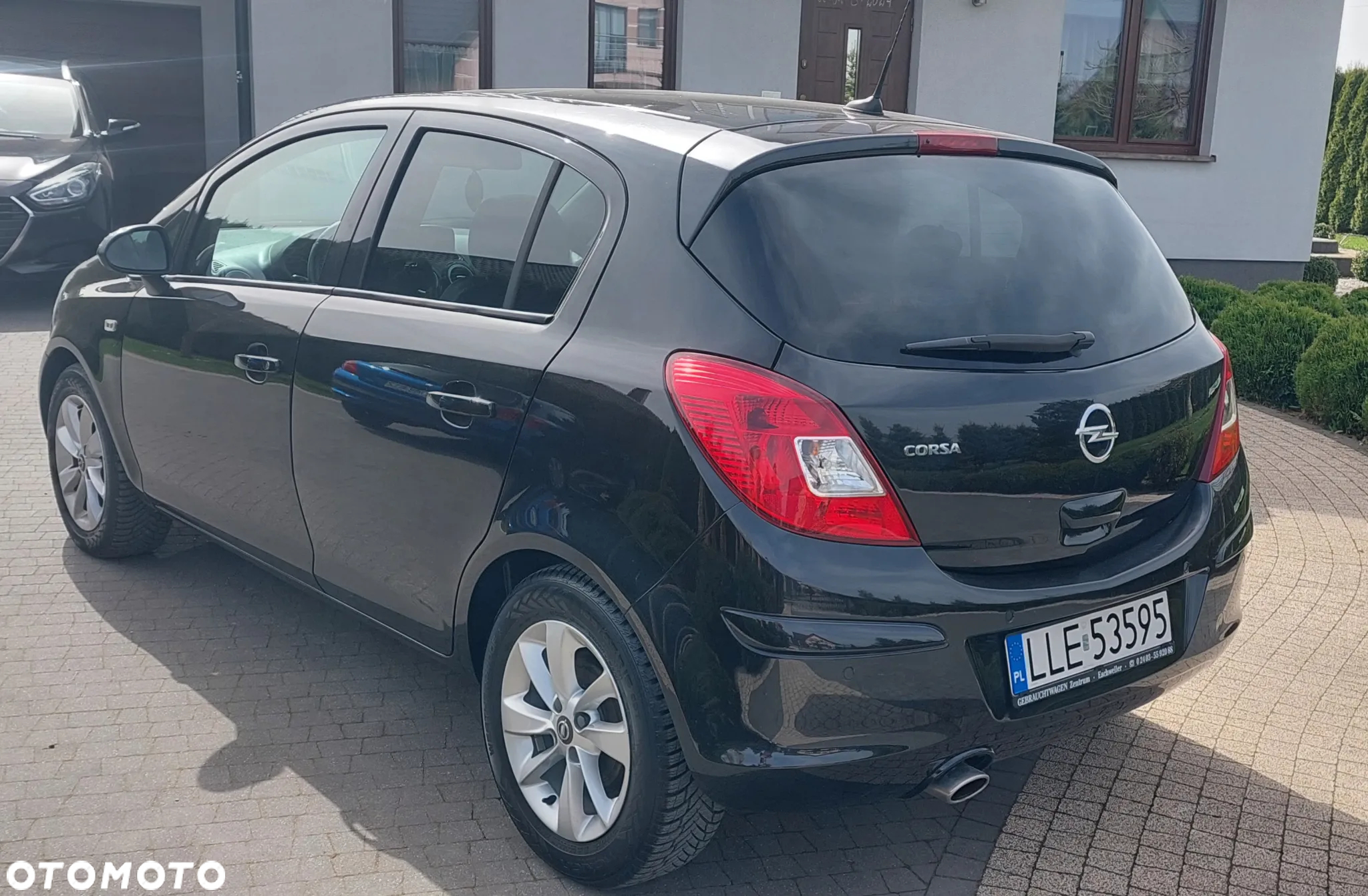 Opel Corsa 1.4 16V Energy - 18
