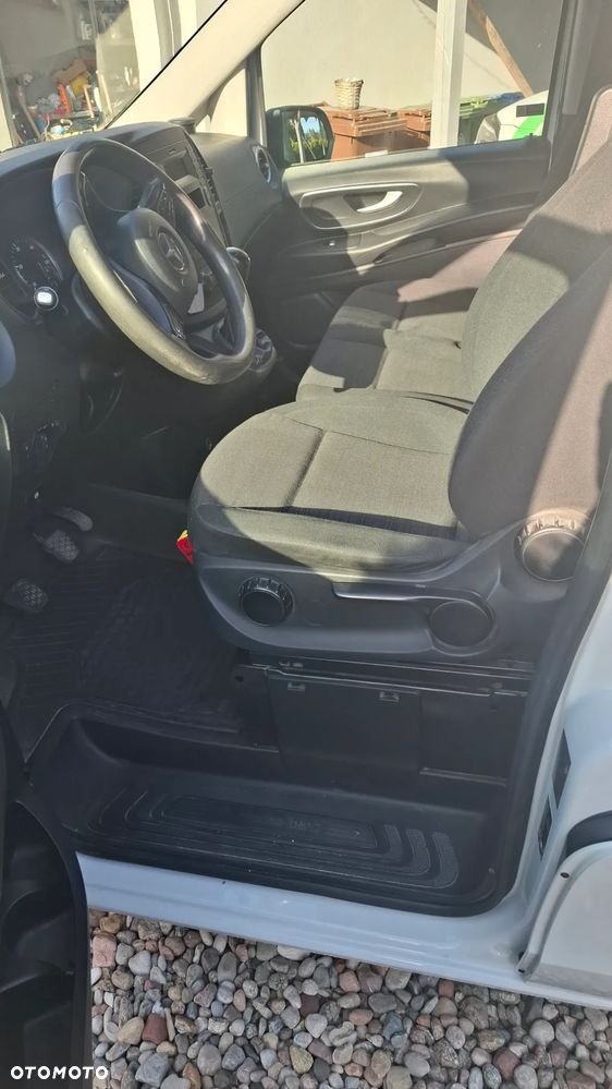 Mercedes-Benz Vito 111 - 7