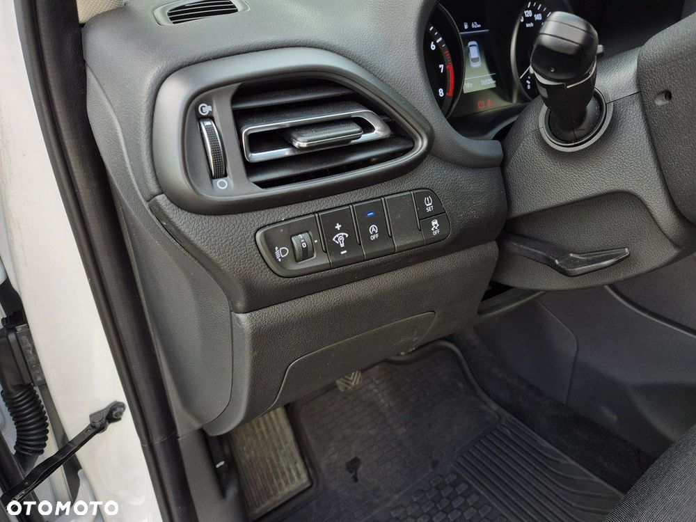 Hyundai i30 1.0 T-GDI Smart - 15